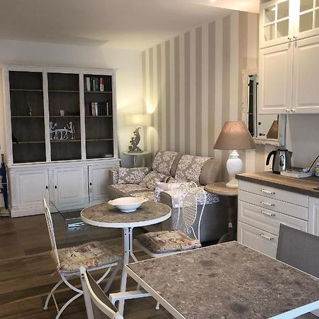 La Rosa Bianca Bed & Breakfast Rozzano Dış mekan fotoğraf