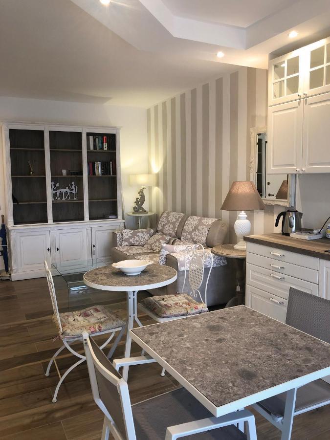 La Rosa Bianca Bed & Breakfast Rozzano Dış mekan fotoğraf