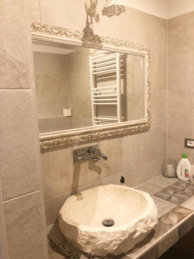 La Rosa Bianca Bed & Breakfast Rozzano Dış mekan fotoğraf