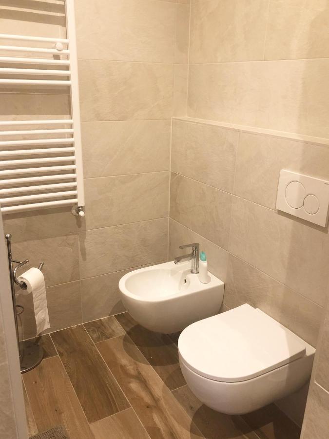 La Rosa Bianca Bed & Breakfast Rozzano Dış mekan fotoğraf