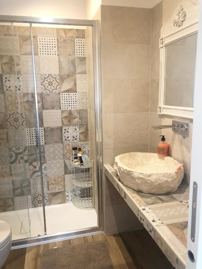 La Rosa Bianca Bed & Breakfast Rozzano Dış mekan fotoğraf